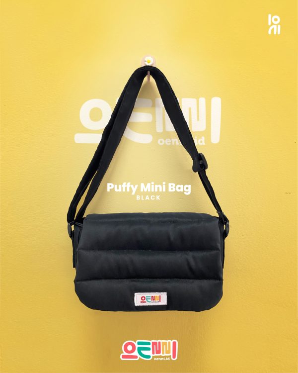Tas Mini Selempang Puffy Puff / Tas Bahu Mini Oenni.id Warna Hitam