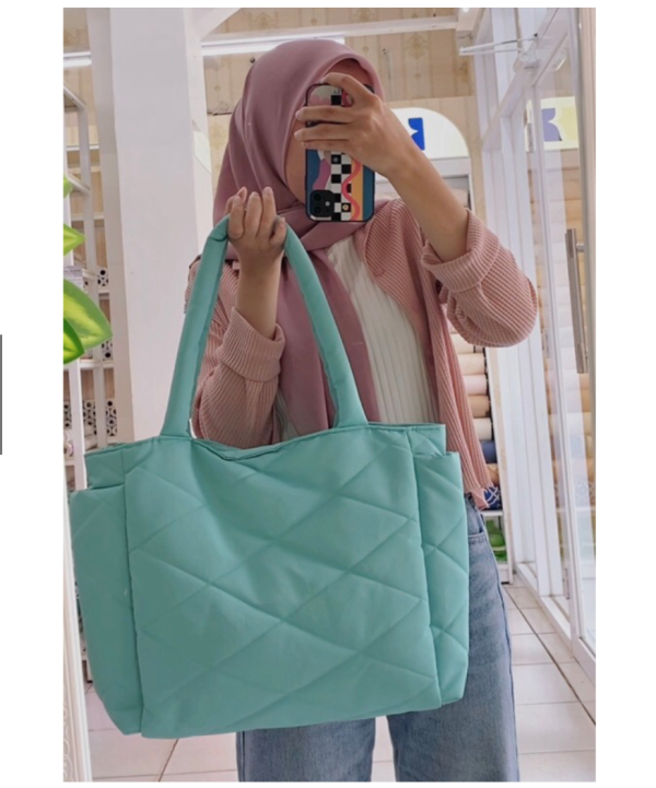 Tas Tote Bag Besar Aesthetic Puffy Diamond Puff korean style oenni.id Hitam - Gambar 6