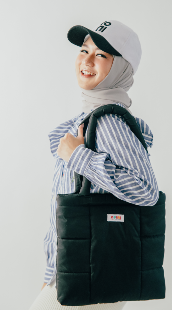 Tote Bag Sporty Hitam Black Korean Style Puffy Sporty Oenni - Gambar 2