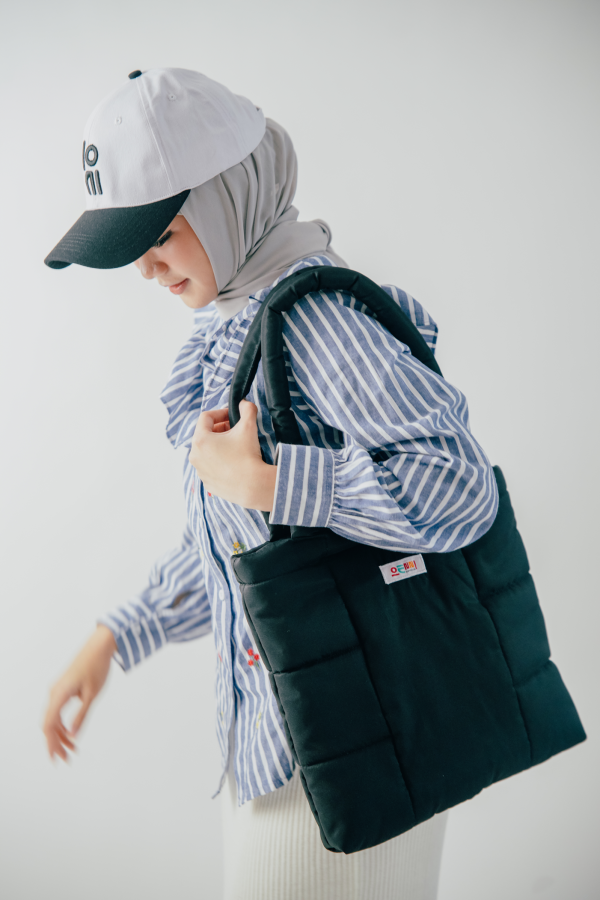 Tote Bag Sporty Hitam Black Korean Style Puffy Sporty Oenni - Gambar 4